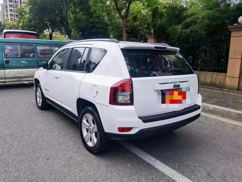 常州15年Jeep指南者9