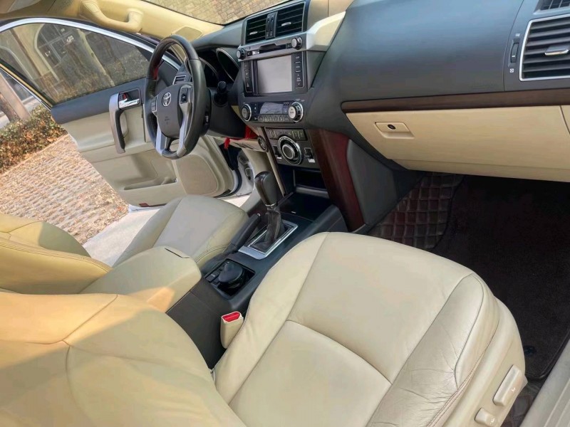 邯郸14年丰田普拉多7