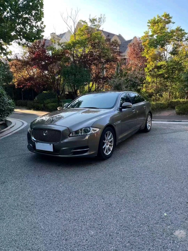 枣庄16年捷豹XJL3