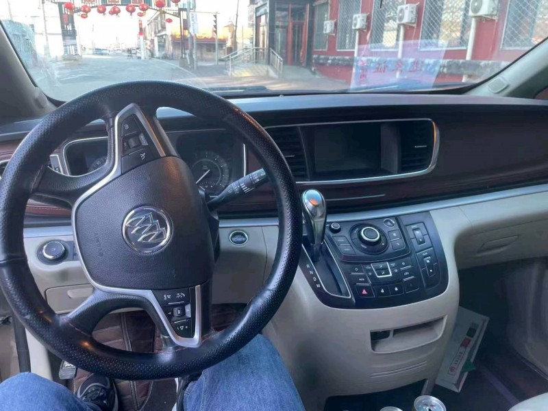 邯郸17年别克GL87