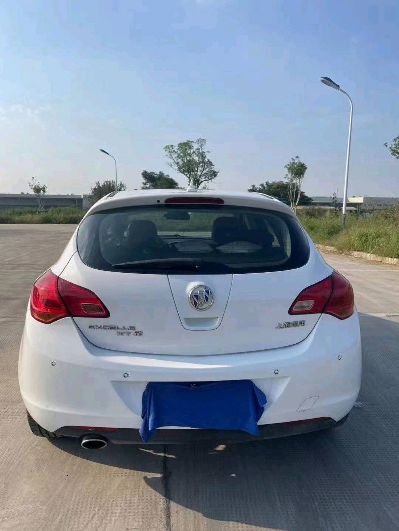 嘉兴14年别克英朗2