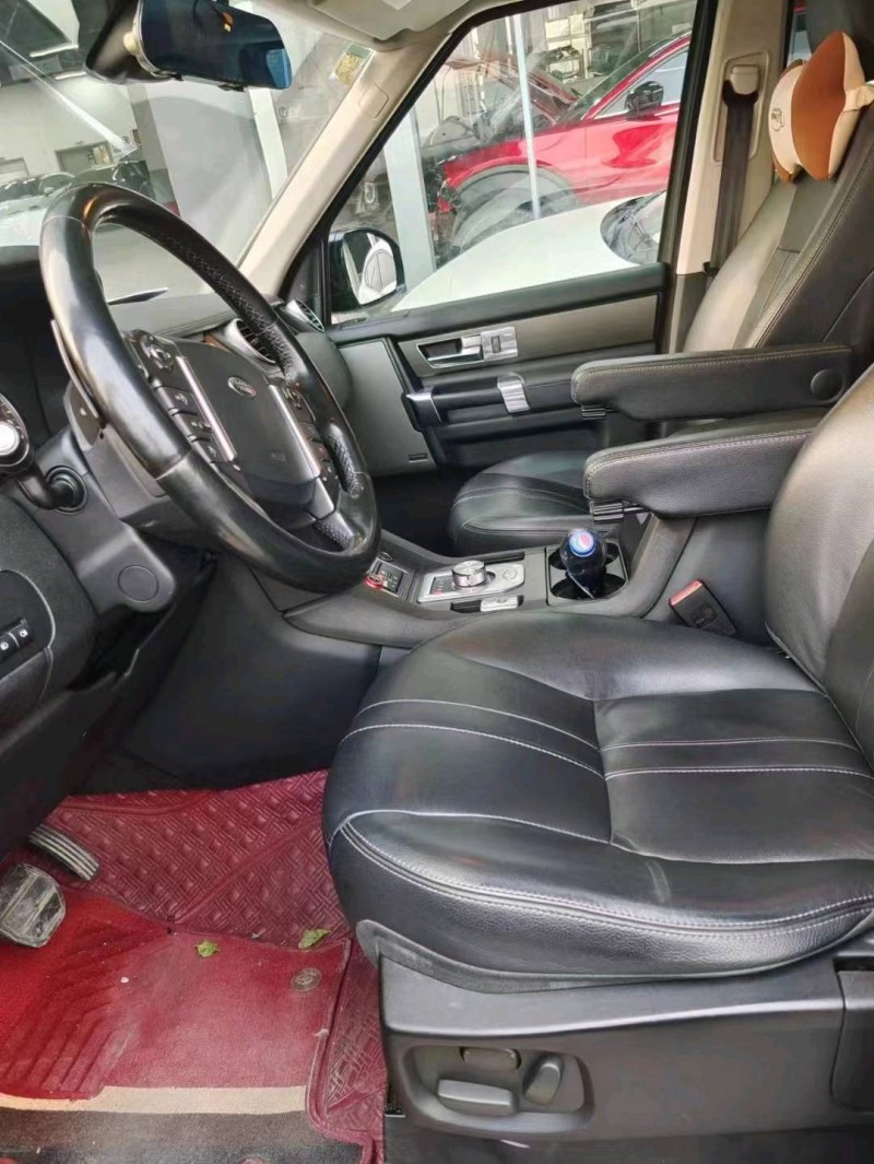 重庆15年路虎发现8