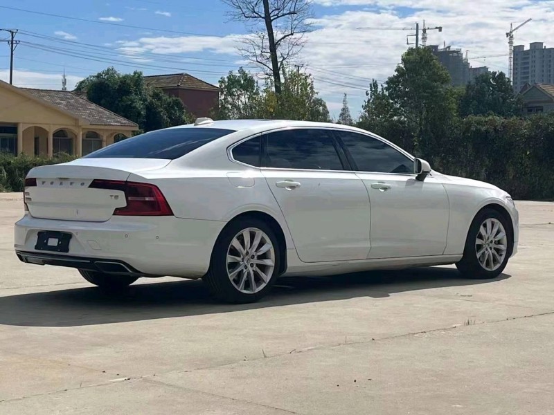 北京17年沃尔沃S906