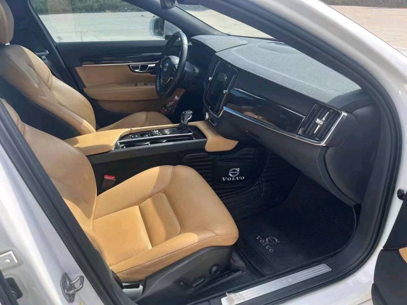 北京17年沃尔沃S902