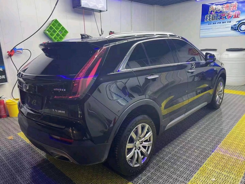 邯郸20年凯迪拉克XT46