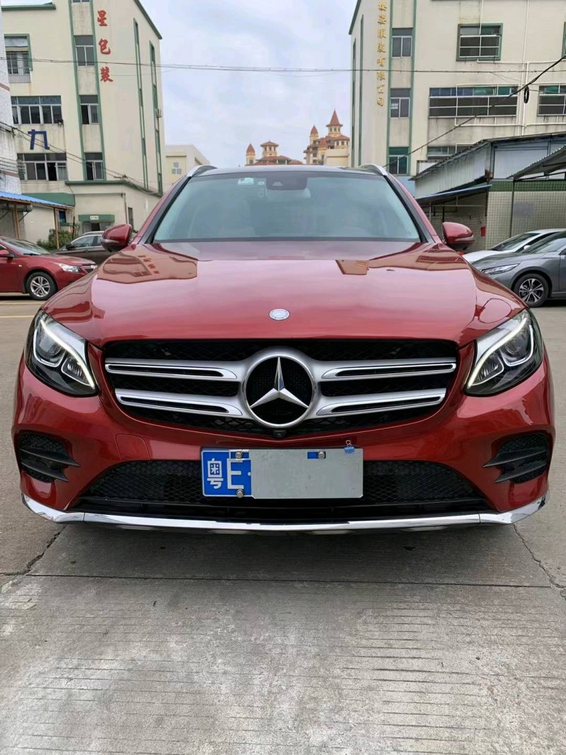 中山17年奔驰GLC1