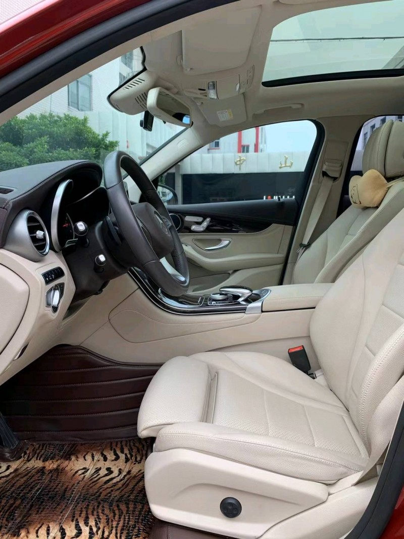 中山17年奔驰GLC9