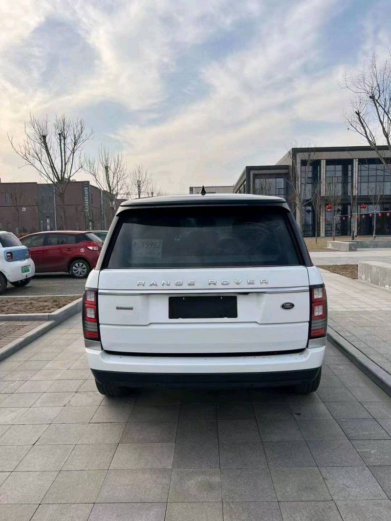 潍坊17年路虎揽胜行政9