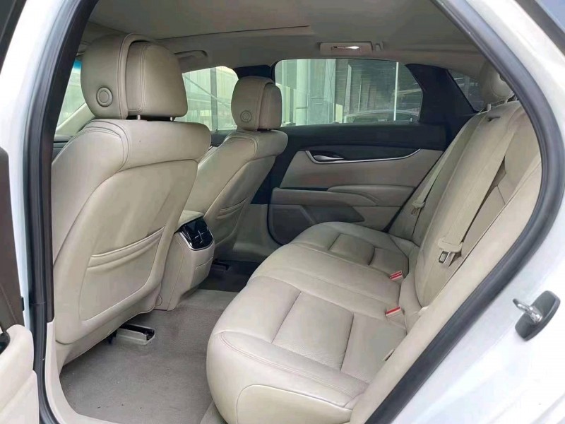 邯郸13年凯迪拉克XTS7