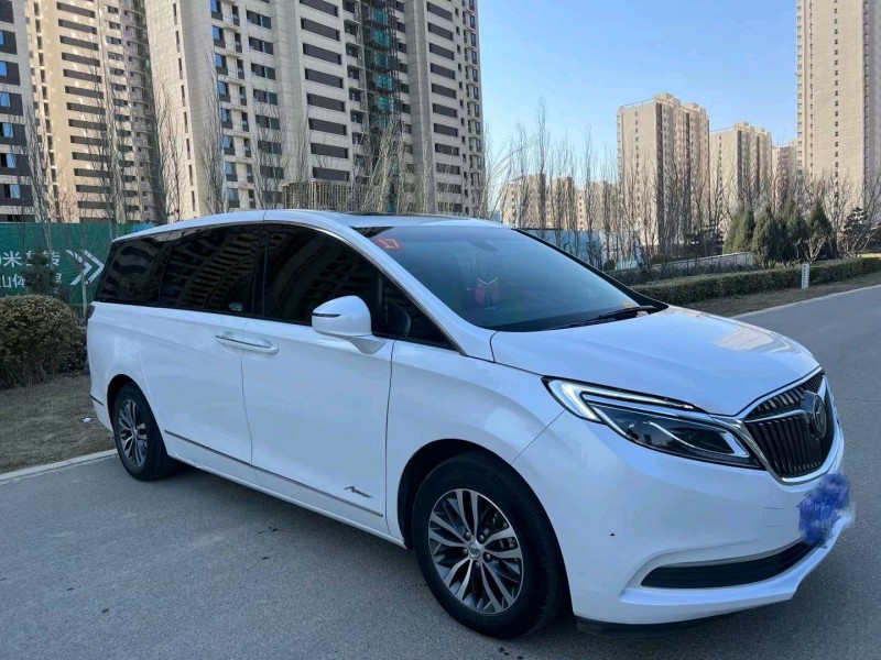 邢台19年别克GL82