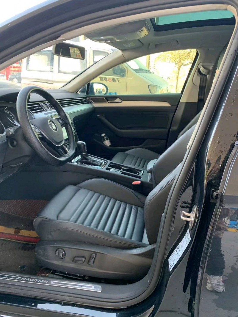 保定19年大众迈腾7