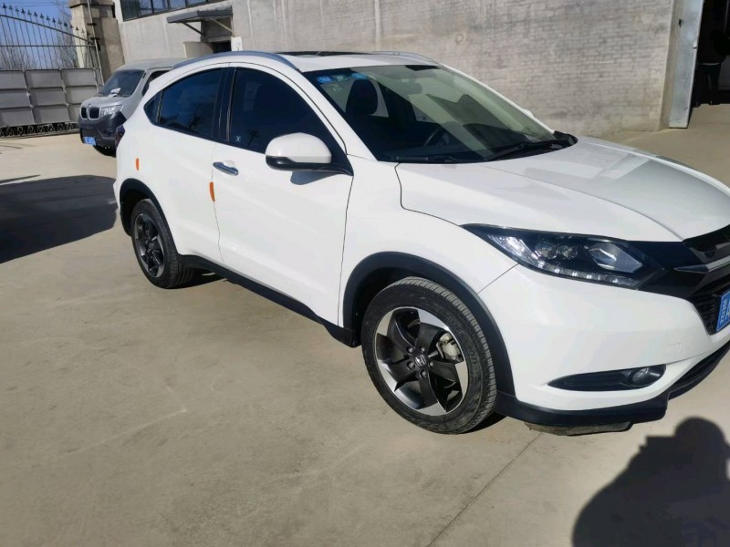 保定15年本田缤智4