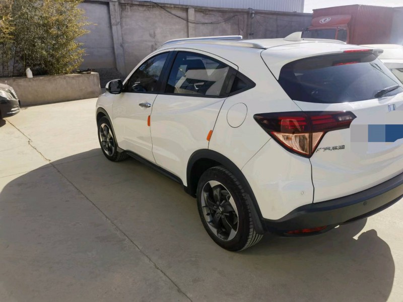 保定15年本田缤智3