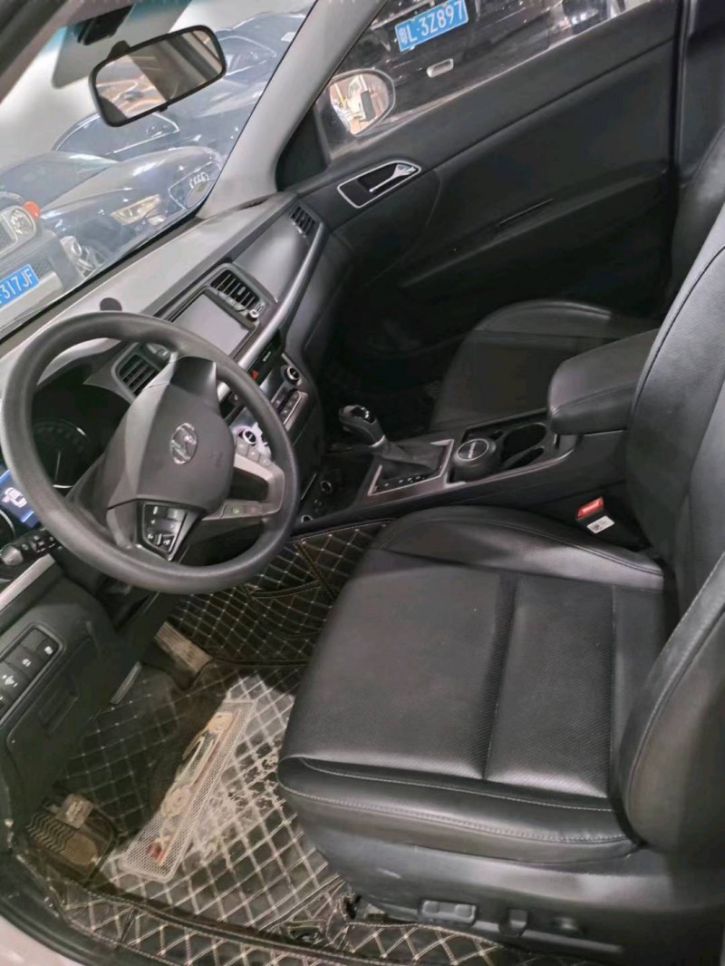 邯郸19年现代名图8