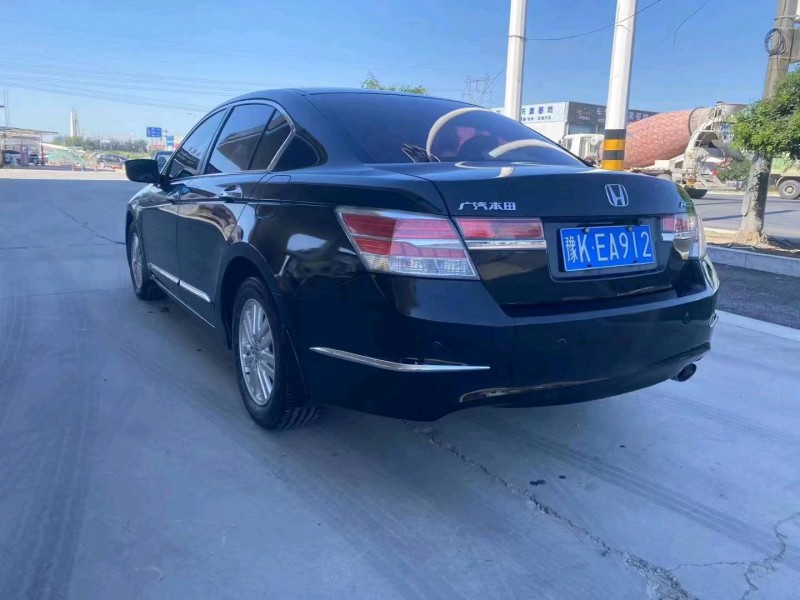 邯郸13年本田雅阁4