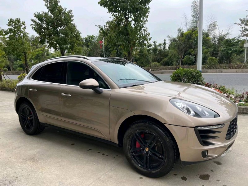 广州14年保时捷Macan4