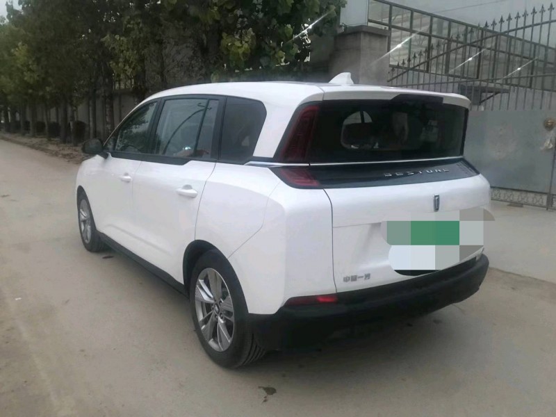 保定22年奔腾NAT3