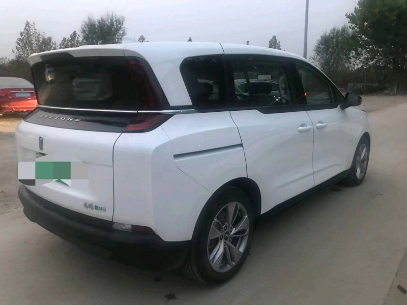 保定22年奔腾NAT7