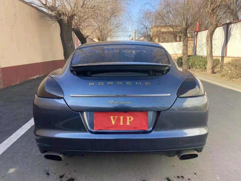 济南11年保时捷帕拉梅拉4