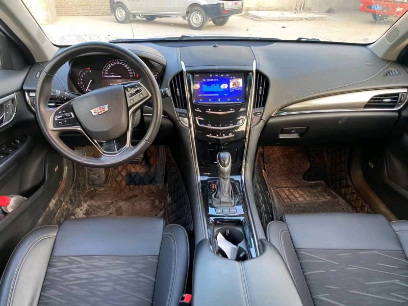 保定17年凯迪拉克ATS8