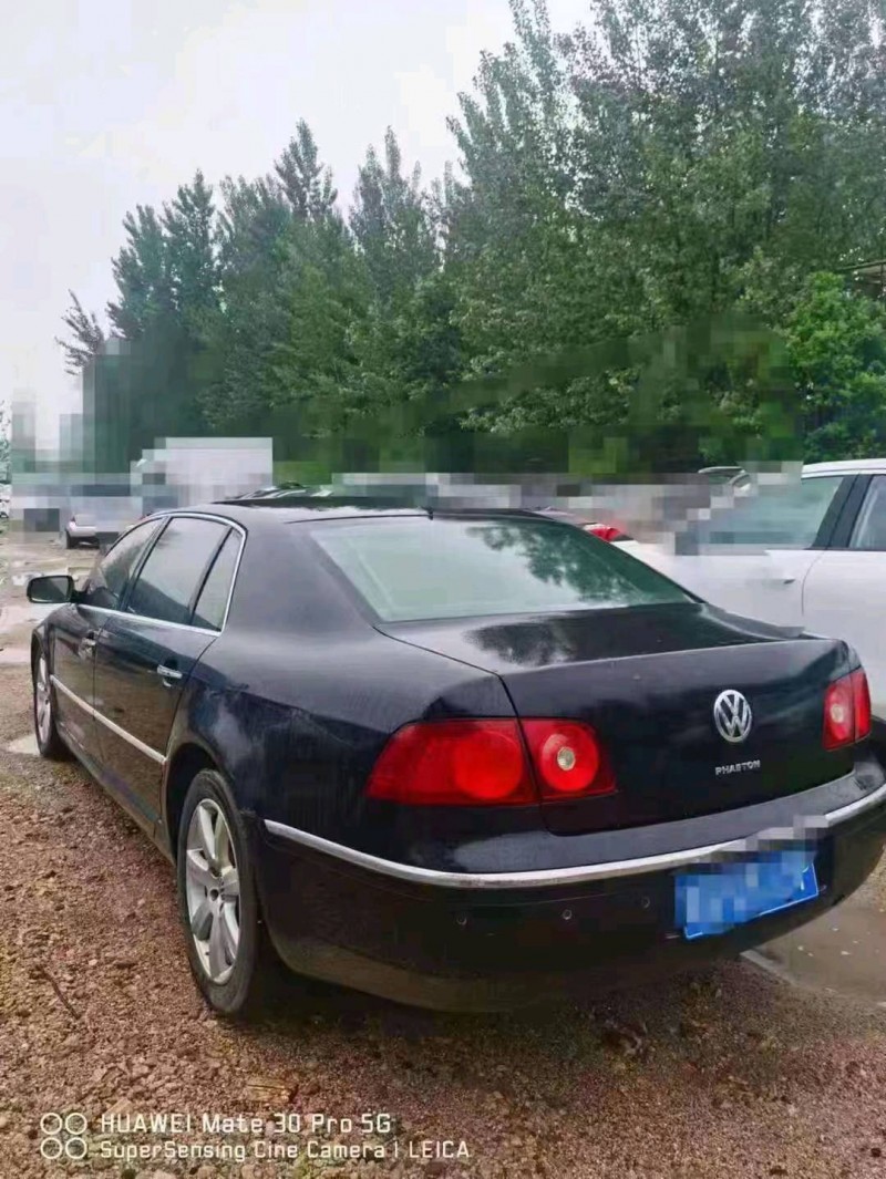 青岛11年大众辉腾7