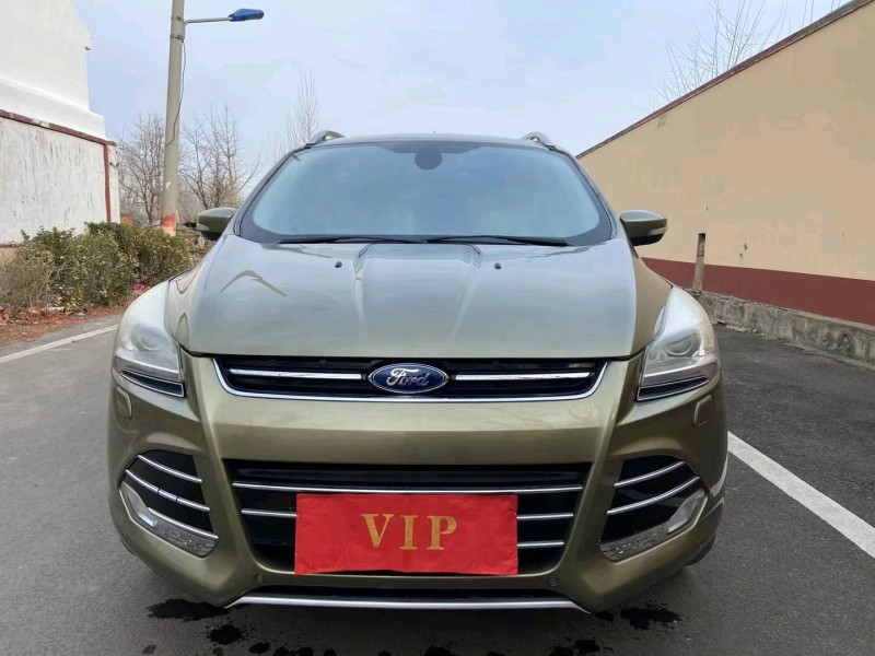 青岛15年福特翼虎9