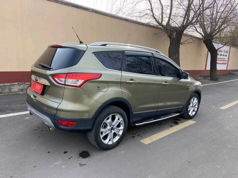 青岛15年福特翼虎2