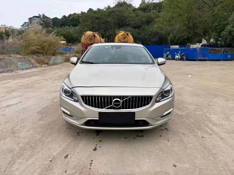梧州20年沃尔沃S60L1