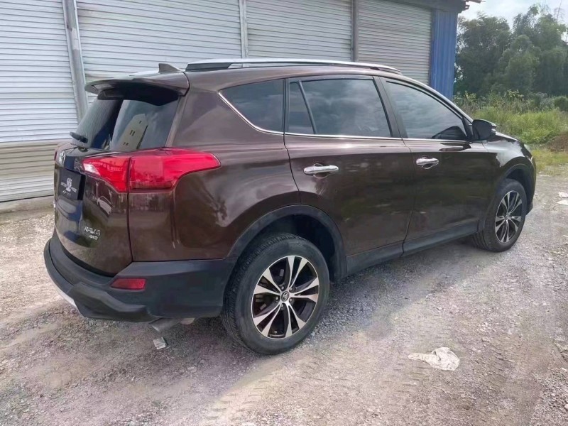 梧州15年丰田RAV4荣放7