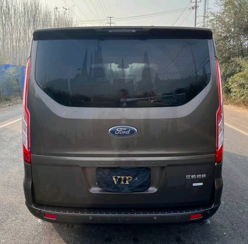 青岛17年福特途睿欧9