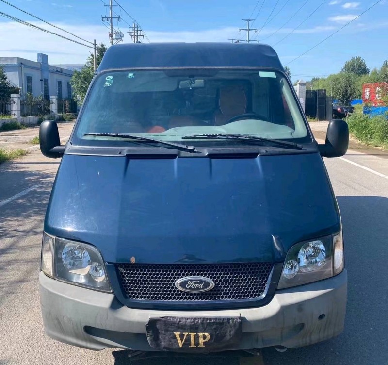 青岛16年福特全顺1