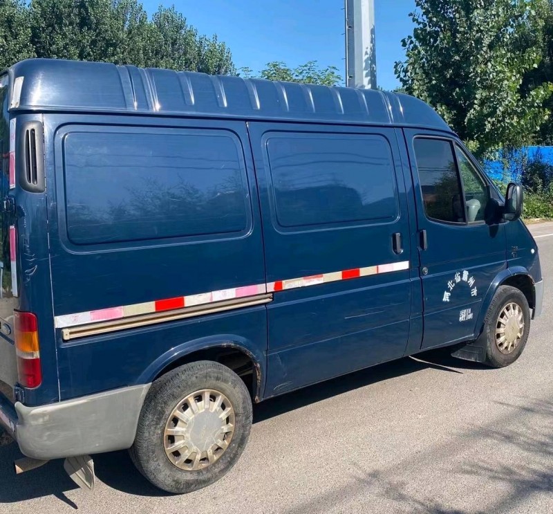 青岛16年福特全顺7