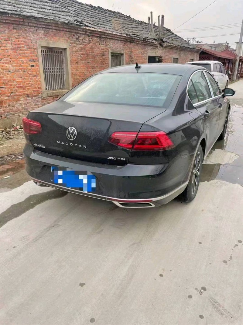 淮南22年大众迈腾8