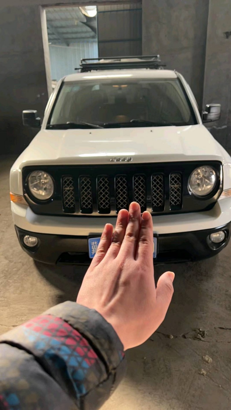 石家庄13年Jeep自由客1