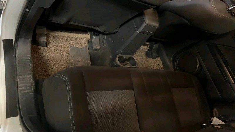 石家庄13年Jeep自由客3