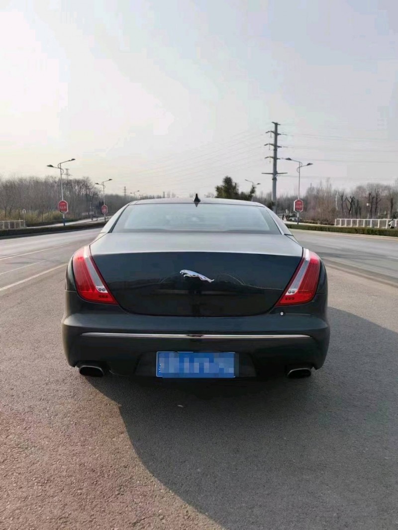 枣庄13年捷豹XJL8
