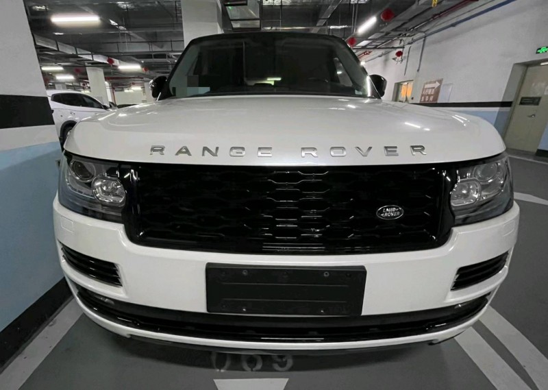 广州17年路虎揽胜行政1