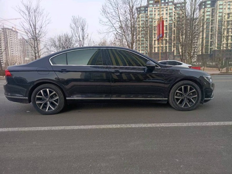 济南21年大众迈腾2