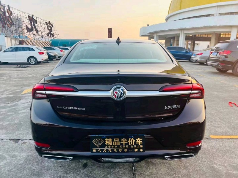 珠海22年别克君越2