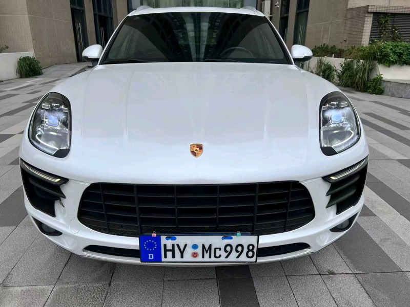 广州14年保时捷Macan9