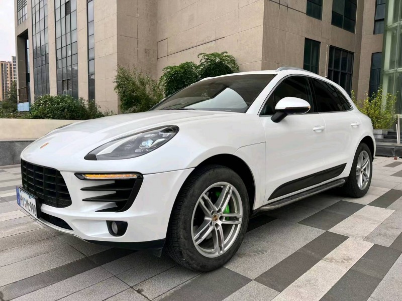广州14年保时捷Macan8