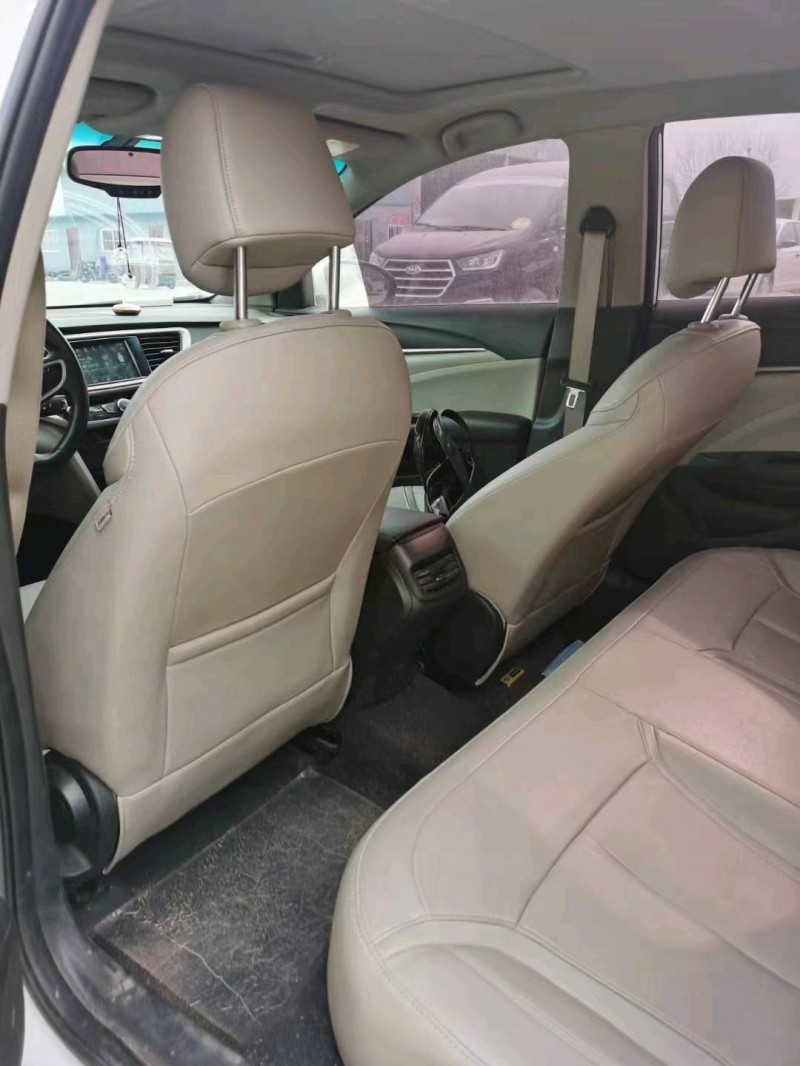 北京19年别克英朗6