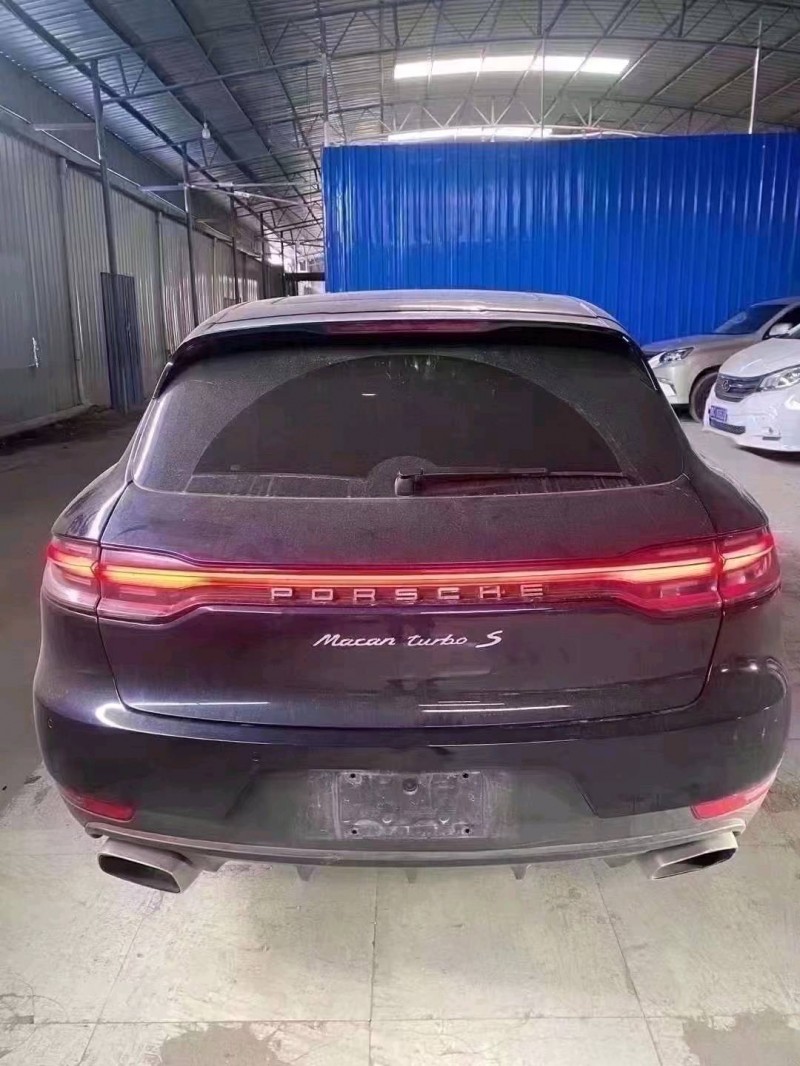 安顺20年保时捷Macan7