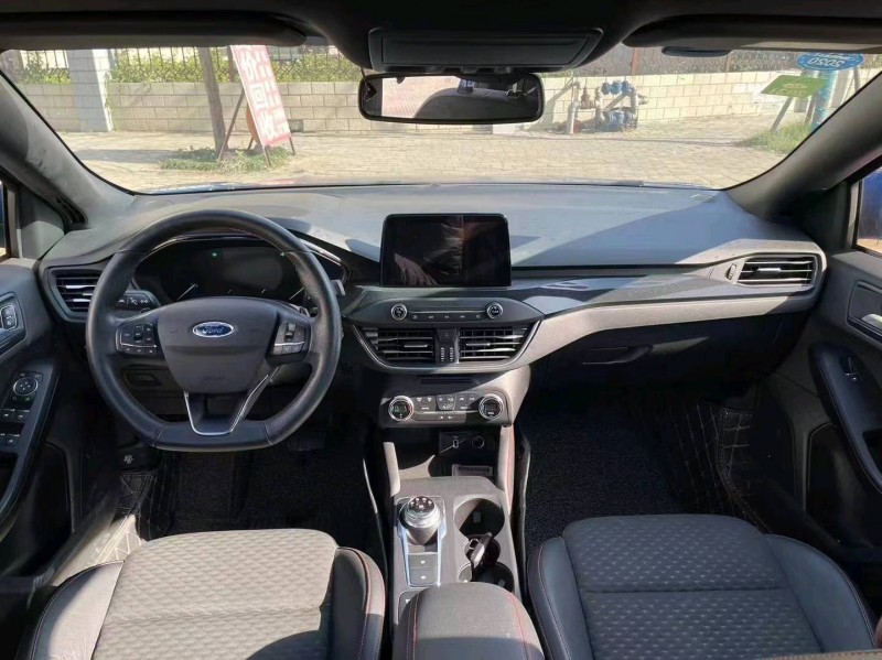 宜春19年福特福克斯6