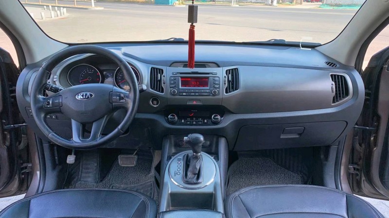 廊坊17年起亚智跑6