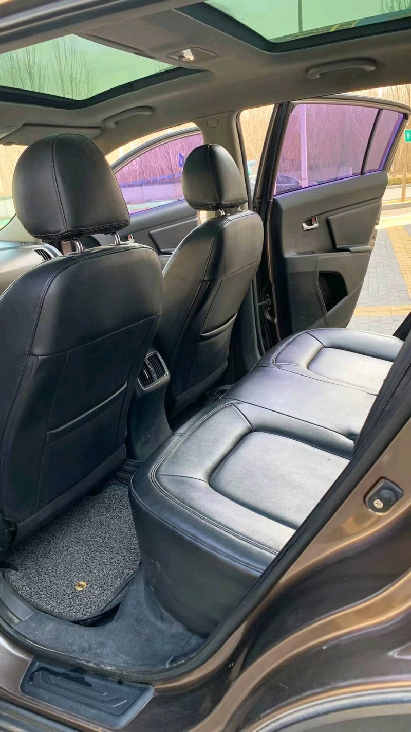 廊坊17年起亚智跑5