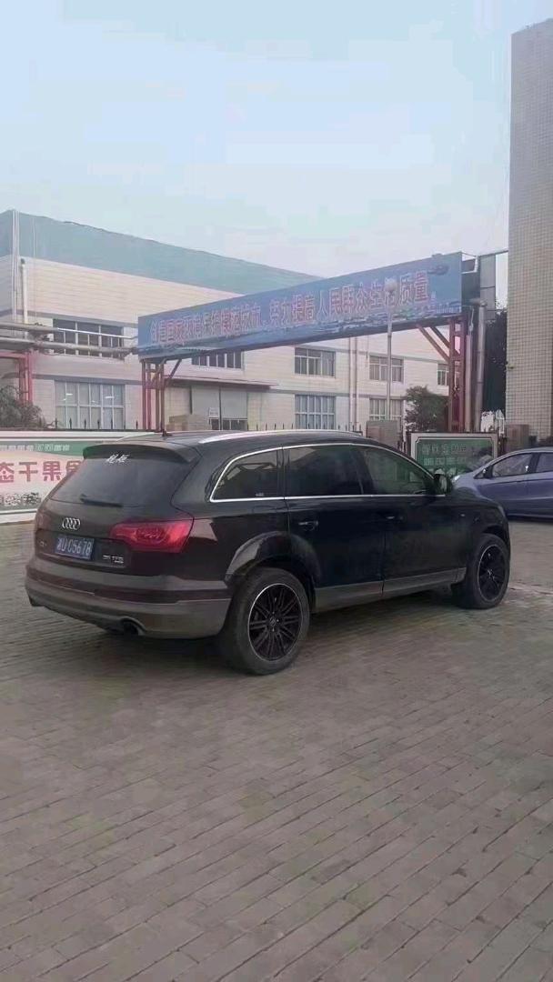 济南15年奥迪Q77
