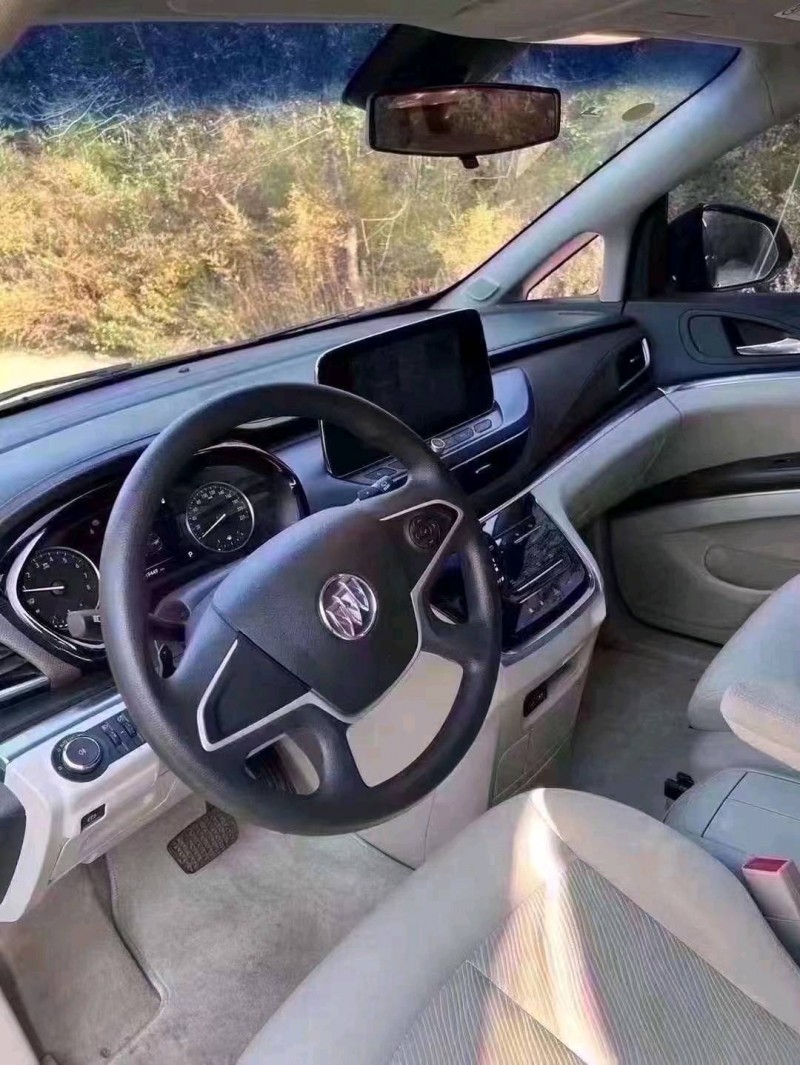 邯郸22年别克GL82