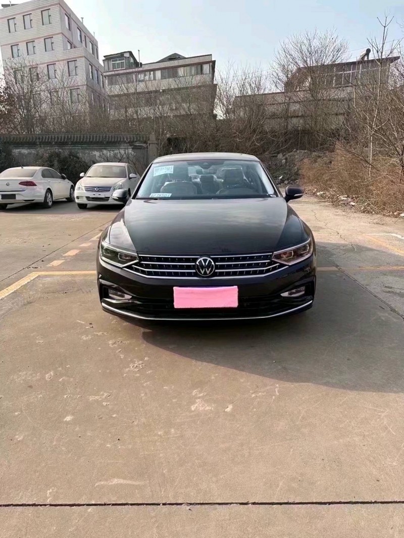 邯郸23年大众迈腾1