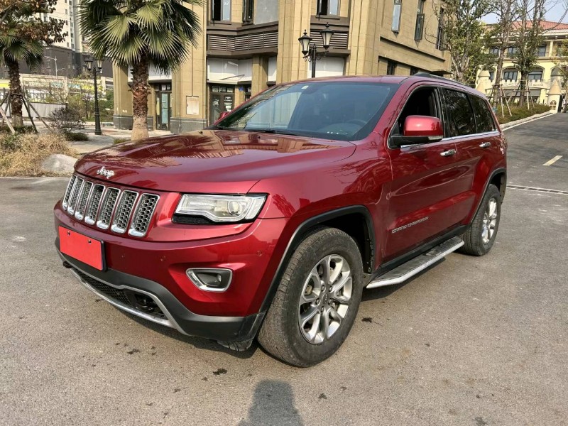 重庆16年Jeep大切诺基3